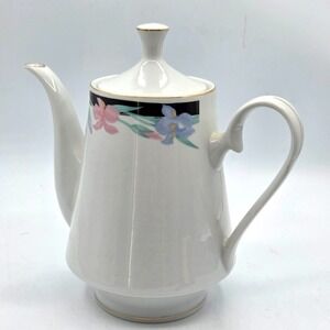 Tienshan Isabella Pattern Fine China Teapot 1980s VINTAGE